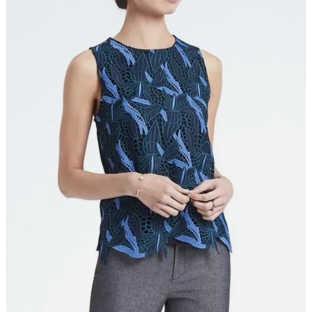 Banana Republic Orchid lace overlay top